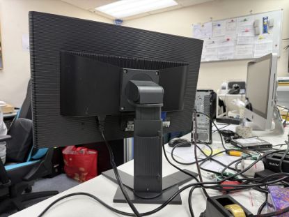 圖片 ✌️AOC e2241Vwa 21.5 " LCD MONITOR  Model : 215LM00009 (80% NEW)✌️