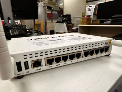 圖片 Fortinet FortiWiFi-60E Wireless Unified Threat Management (UTM) Appliance (✌️✌️)