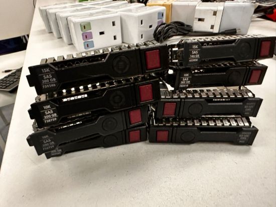 Picture of HPE Smart Carrier (SC) Hard Drive Caddy / Tray for ProLiant Gen8/Gen9/Gen10 Servers (✌️✌️)
