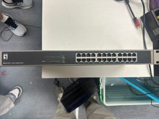 圖片 LevelOne GSW-2457 24-Port Gigabit Ethernet Switch